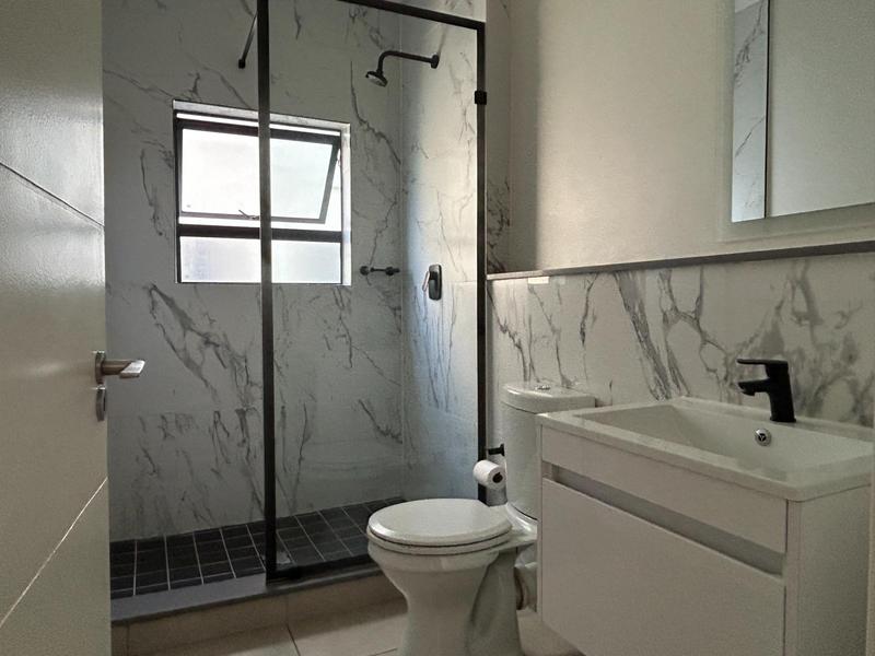 To Let 1 Bedroom Property for Rent in Sandown Western Cape
